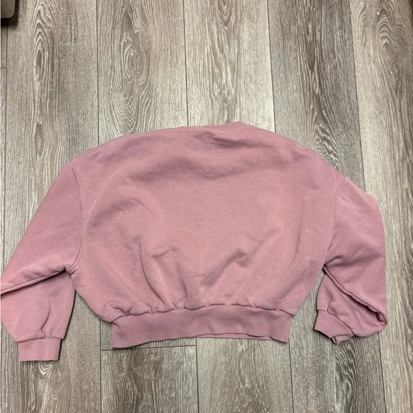 Nike Women's Mauve Cropped Sweatshirt - Picture 7 of 8